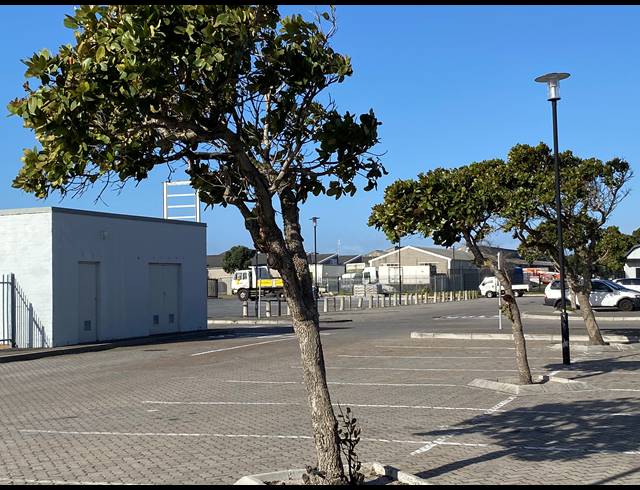 287M² RETAIL TO LET IN TOKAI